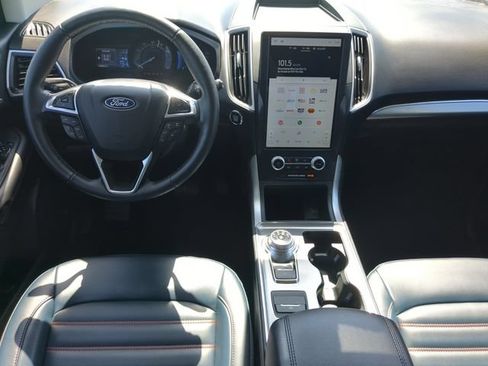 Used 2023 Ford Edge SEL w/ Sport Appearance Package AWD/4WD image 17