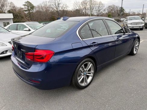 Used 2018 BMW 330i Sedan w/ Convenience Package image 4