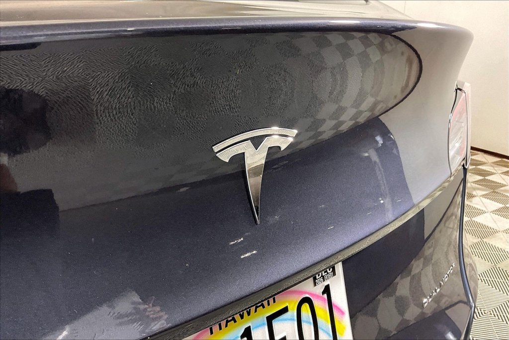 Used 2023 Tesla Model Y Long Range AWD/4WD image 31