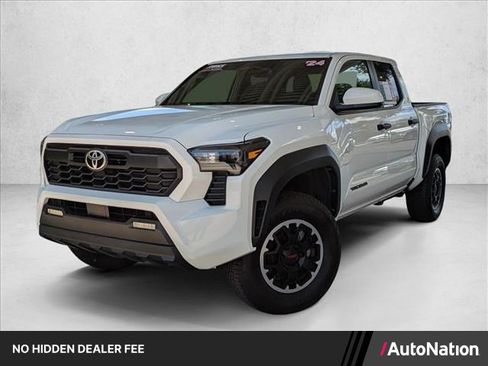 Used 2024 Toyota Tacoma TRD Off-Road AWD/4WD image 1