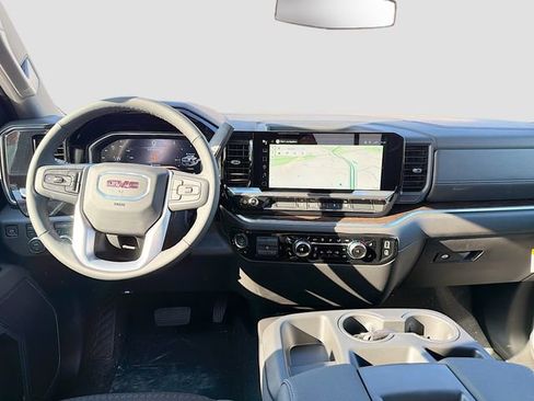 New 2026 GMC Sierra 3500 SLE w/ SLE Value Package AWD/4WD image 20