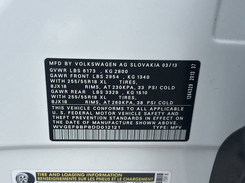 Used 2013 Volkswagen Touareg Sport AWD/4WD image 31