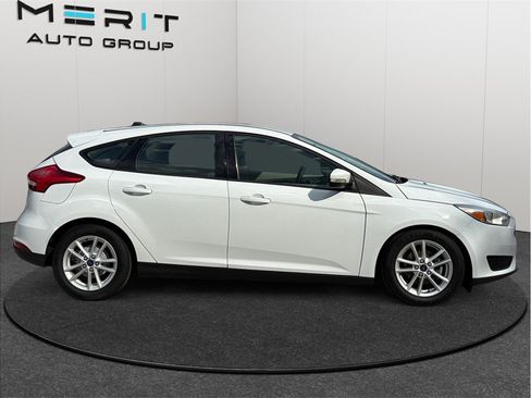 Used 2015 Ford Focus SE FWD image 10