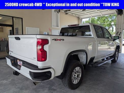 Used 2022 Chevrolet Silverado 2500 LT AWD/4WD image 4