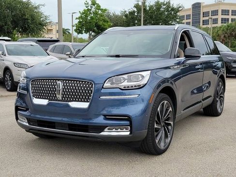 Certified 2020 Lincoln Aviator Reserve w/ Equipment Group 202A AWD/4WD image 3