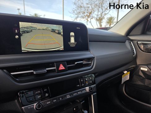 New 2026 Kia Seltos SX image 16