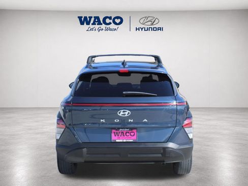 Used 2024 Hyundai Kona SEL FWD image 7