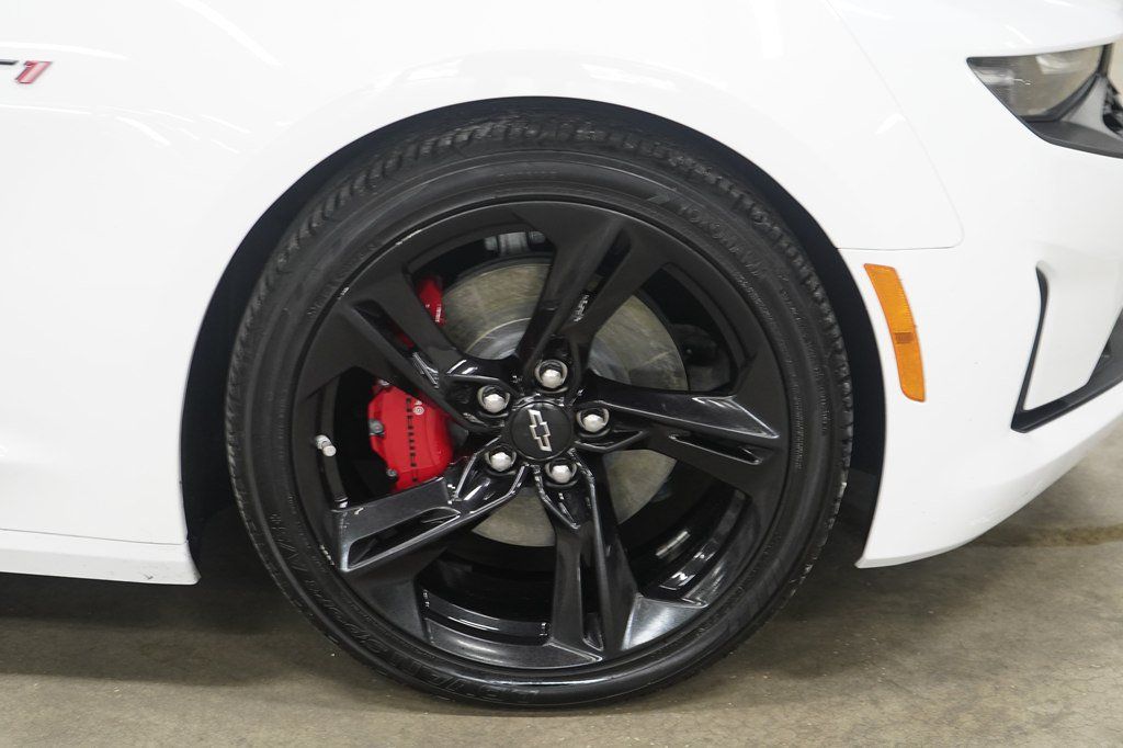 Used 2022 Chevrolet Camaro LT w/ Technology Package RWD image 29