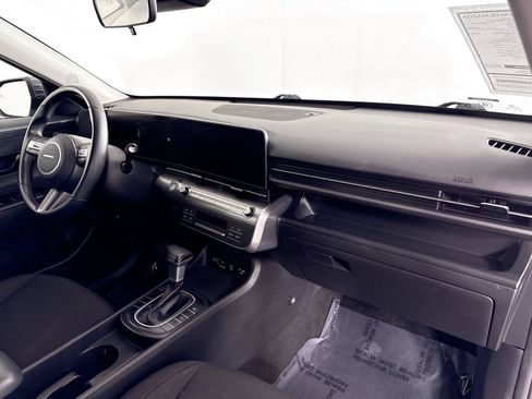 Used 2025 Hyundai Kona SEL FWD image 37
