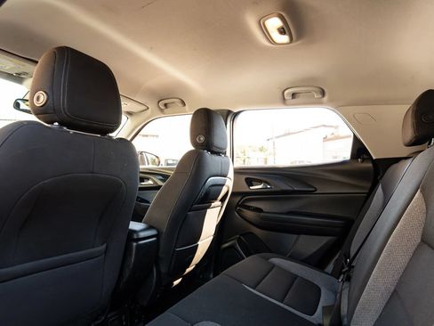Used 2023 Chevrolet TrailBlazer LT w/ Convenience Package FWD image 22