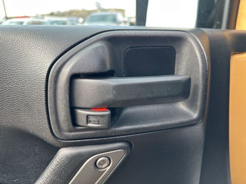 Used 2013 Jeep Wrangler Unlimited Sport AWD/4WD image 19