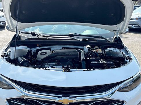 Used 2024 Chevrolet Malibu LT FWD image 30