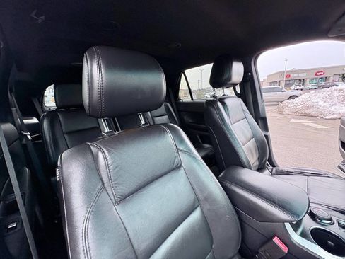 Used 2015 Ford Explorer XLT w/ Equipment Group 202B image 36