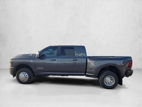 New 2026 RAM 3500 Laramie w/ Sport Appearance Package AWD/4WD image 5