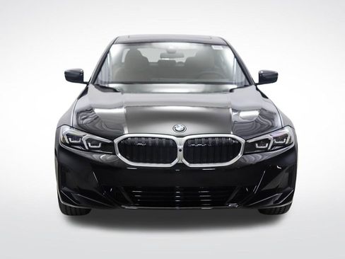 New 2026 BMW 330i xDrive Sedan w/ Convenience Package AWD/4WD image 8