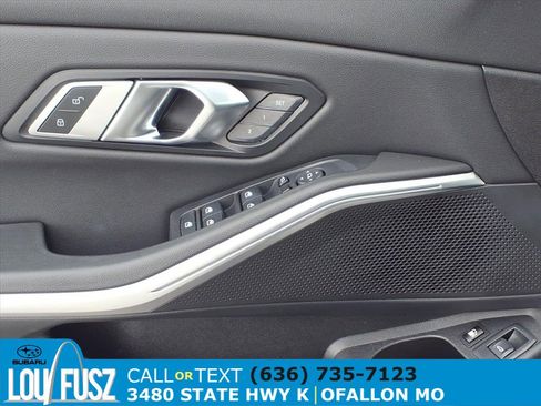 Used 2023 BMW 330e image 22