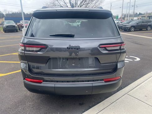 New 2026 Jeep Grand Cherokee L 4WD image 9