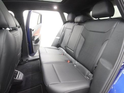 Used 2021 Volkswagen ID.4 Pro S image 16