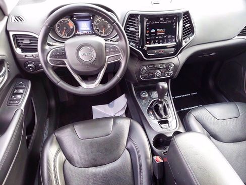 Certified 2019 Jeep Cherokee Limited image 12