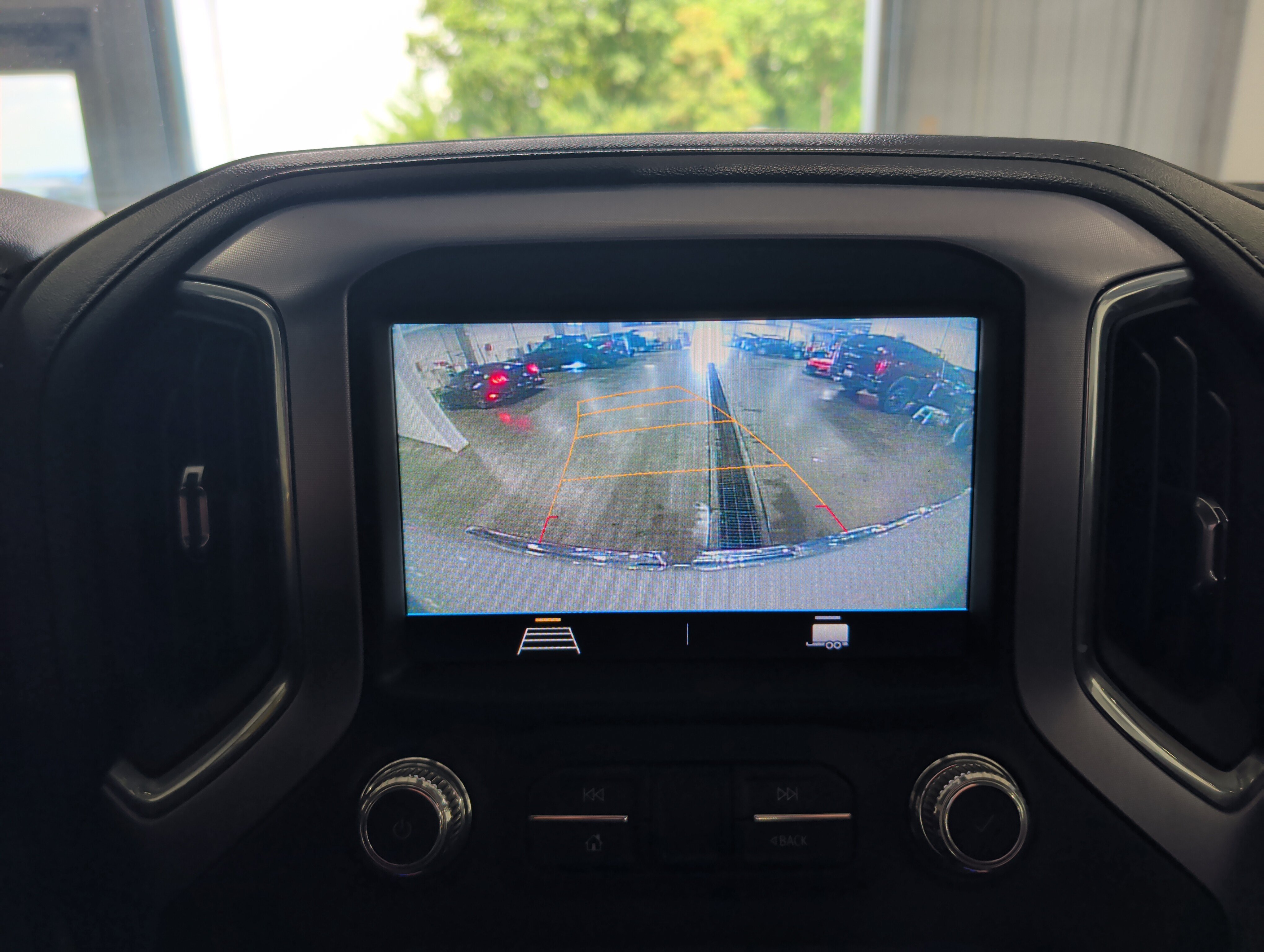 Used 2019 GMC Sierra 1500 Elevation w/ Elevation Value Package AWD/4WD image 11