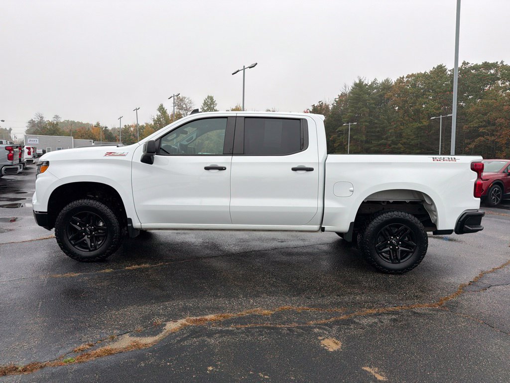 Used 2023 Chevrolet Silverado 1500 Custom Trail Boss AWD/4WD image 3