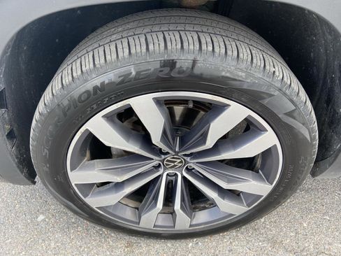 Used 2021 Volkswagen Atlas SEL Premium AWD/4WD image 16