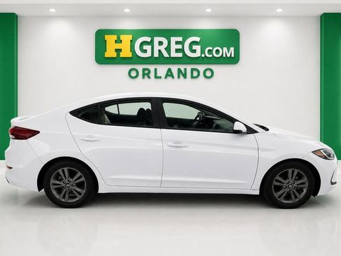 Used 2018 Hyundai Elantra SEL FWD image 11