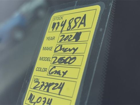 Used 2024 Chevrolet Silverado 2500 LT w/ Z71 Sport Edition image 37