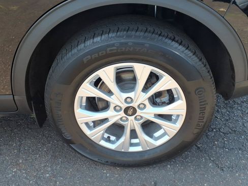 Used 2023 Ford Escape Active w/ Tech Pack #2 AWD/4WD image 10