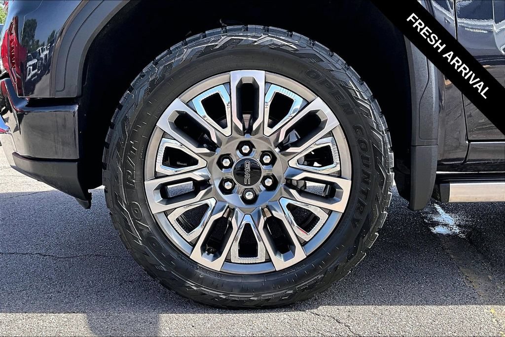 Used 2025 GMC Sierra 1500 Denali Ultimate AWD/4WD image 35
