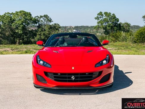 Used 2020 Ferrari Portofino RWD image 51