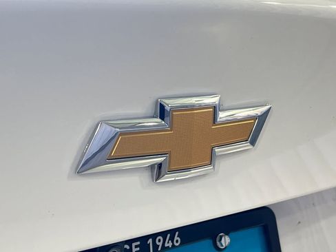Used 2023 Chevrolet Malibu LT FWD image 17
