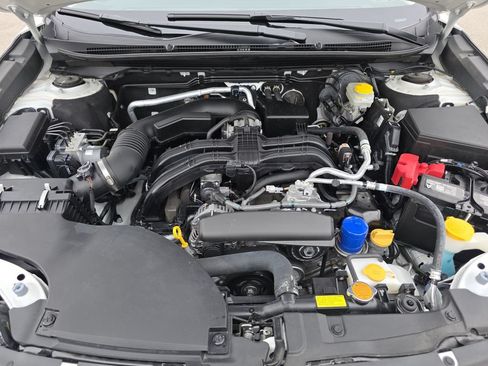 Used 2025 Subaru Outback Limited AWD/4WD image 31