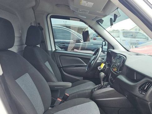 Used 2019 RAM ProMaster City Tradesman FWD image 11