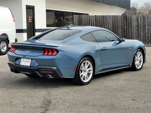 Used 2024 Ford Mustang GT Premium image 4