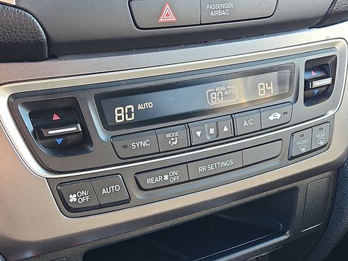 Used 2019 Honda Passport Sport image 15