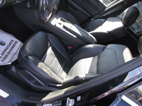 Used 2015 Mercedes-Benz ML 350 4MATIC image 7