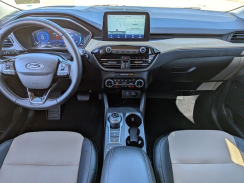 Used 2022 Ford Escape Titanium w/ Titanium Premium Package image 20