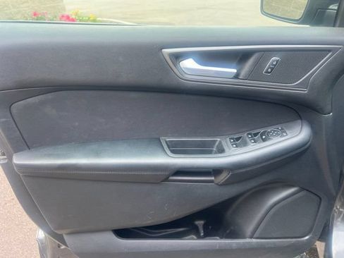 Used 2016 Ford Edge SE AWD/4WD image 19