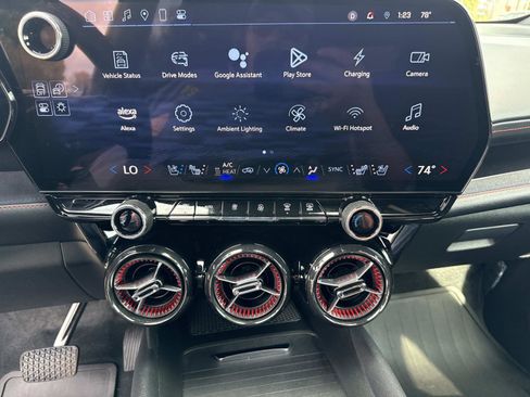 Used 2025 Chevrolet Blazer EV RS image 28