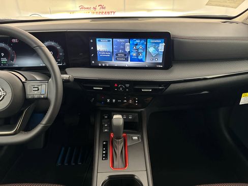 New 2026 Nissan Kicks SR w/ Illumination Package image 13