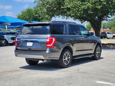 Used 2020 Ford Expedition XLT RWD image 5