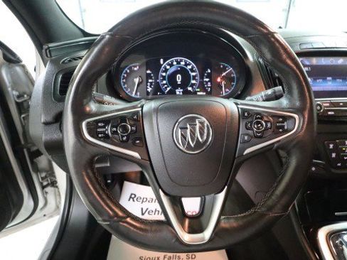 Used 2017 Buick Regal GS image 20