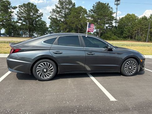 Certified 2023 Hyundai Sonata Limited FWD image 22