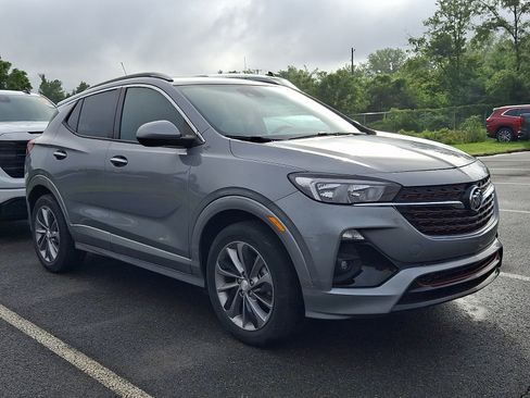 Used 2023 Buick Encore GX Select w/ Sport Touring Package FWD image 1