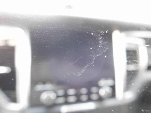 Used 2018 Porsche Macan Sport Edition image 30