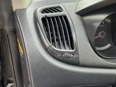 Used 2010 Kia Forte Koup EX image 16