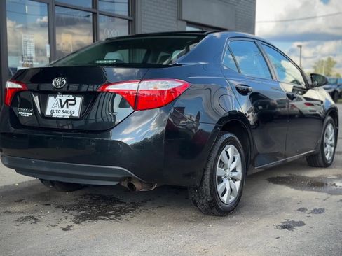 Used 2014 Toyota Corolla LE FWD image 2