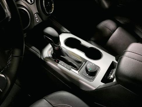 Certified 2024 Chevrolet Blazer LT w/ Midnight/Sport Edition image 32