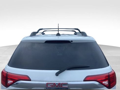 Used 2018 GMC Acadia SLT image 12